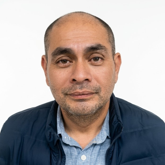 Dr. Roberto Reyes Cornelio